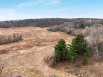 E10895 Deer Road W , Fall Creek