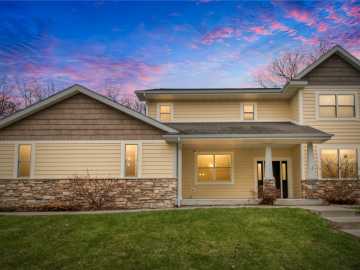 3219 Anric Drive, Eau Claire