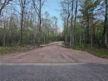 Lot 8, 2.08+/- Acres 295th Avenue, Holcombe