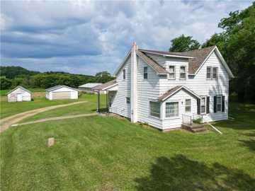 S 13360 County Road B , Eleva
