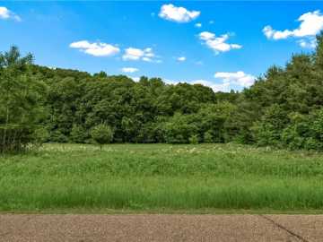 4015 N 420th Street, Menomonie