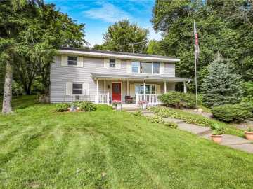 28091 Hwy X , Cadott