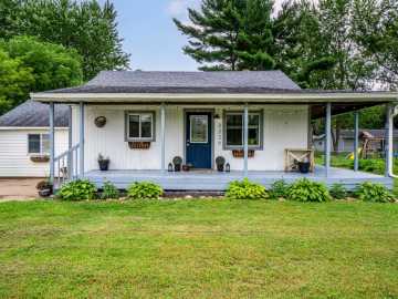 2226 Wilson NE Street, Menomonie