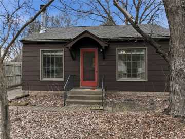 2607 6th Street, Eau Claire