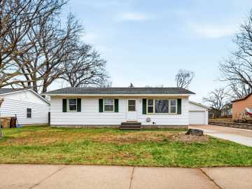 3145 Saturn Avenue, Eau Claire