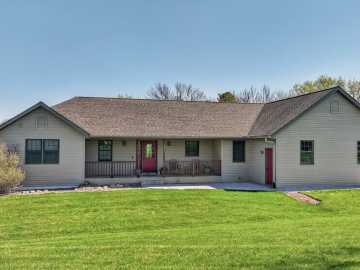 2815 Dairyland SE Road, Menomonie
