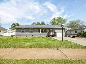 3221 Venus Avenue, Eau Claire