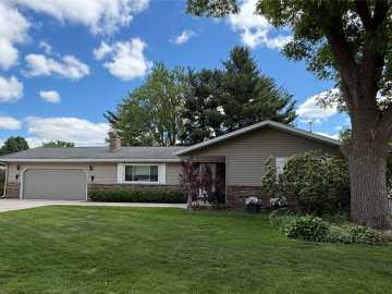 2439 14th Street, Eau Claire