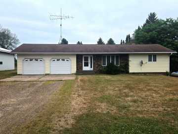 1502 N Boundary Road, Cadott