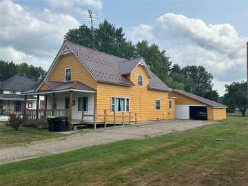 222 E Main Street, Fairchild