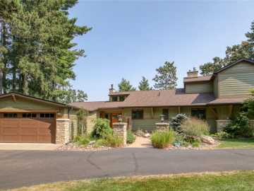 4669 North Shore Drive, Eau Claire