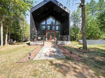 S10460 Black Creek Road, Fairchild