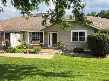4222 W Robin Meadows Lane, Eau Claire
