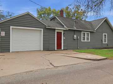237 10th Avenue, Eau Claire