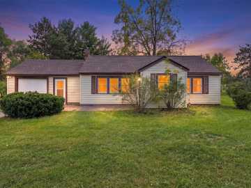 205 W South Avenue, Chippewa Falls