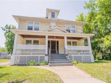 1010 S Farwell Street, Eau Claire