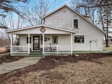 8283 345th Street, Stanley