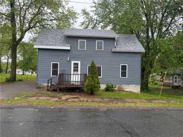 317 Oak Street, Fairchild