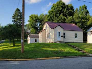1203 13th E Avenue, Menomonie
