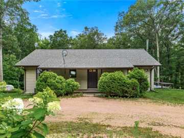 2075 N 140th Avenue, Fall Creek