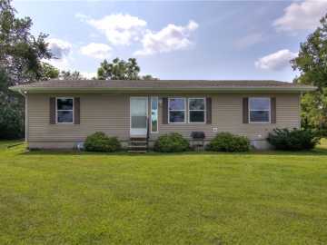8794 E 530th Avenue, Elk Mound