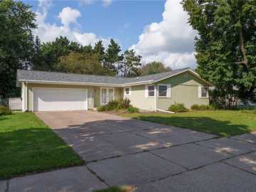 1212 E Mission Drive, Eau Claire
