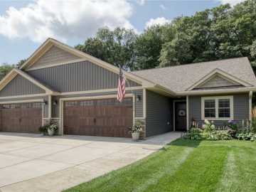 4930 Field Crest Lane, Eau Claire
