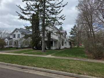 520 Miles Street, Chippewa Falls