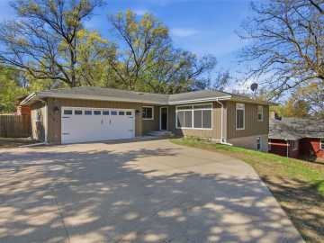 2921 La Salle Street, Eau Claire