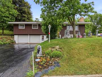 2316 5th E Street, Menomonie