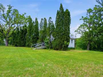 7194 W Nelson Road, Mondovi