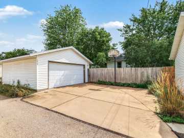 Property Photo 39