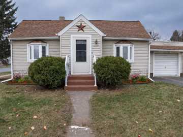 2908 6th Street, Eau Claire