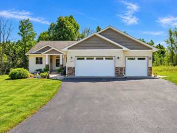 1134 Timber Path, Menomonie