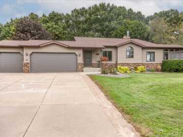 2925 S Plum Tree Circle, Menomonie