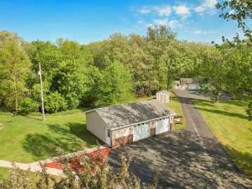 Property Photo 32