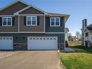 5103 Stonewood Drive, Eau Claire