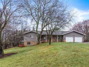 5499 Woodcrest Highlands Road , Eau Claire