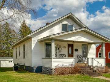 1120 Newman Street, Bloomer