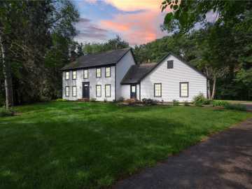 3712 Glen Crest Court, Eau Claire