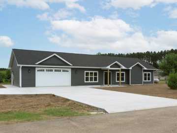 N8212 574th Street, Colfax