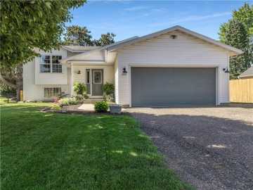 2003 Vine Street, Eau Claire