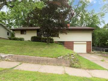 N303 N Holly Avenue, Elk Mound