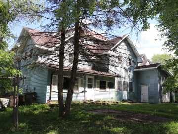 123 Forest Street, Fairchild