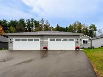 1337 Juniper Place, Eau Claire