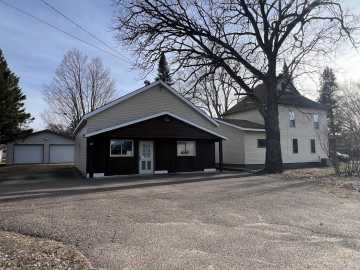 2202 S Broadway Street, Menomonie