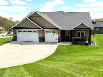 2739 Highclere Drive, Eau Claire