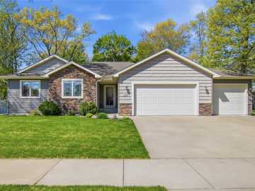 5446 Benjamin Street, Eau Claire