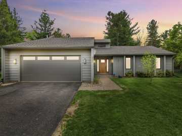 331 W Hamilton Avenue, Eau Claire