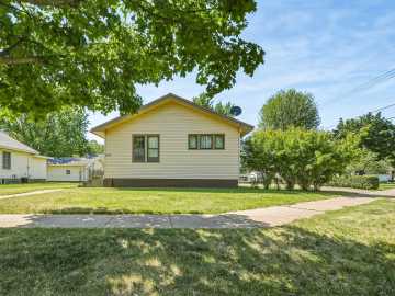 109 W Greenville Street, Chippewa Falls